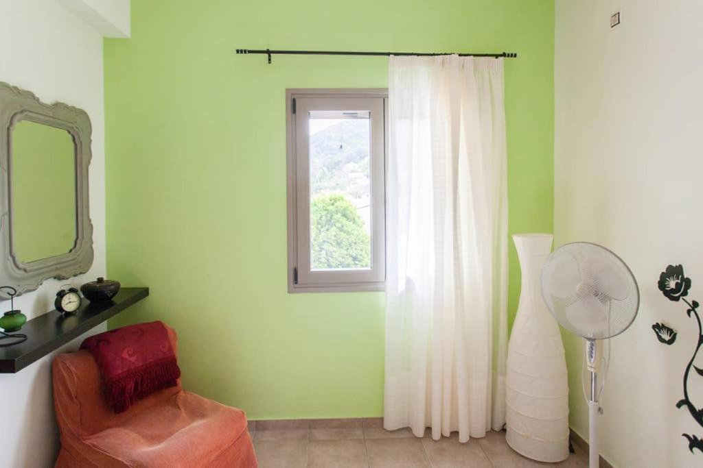 Nikolis Vacation House Vrisai Exterior photo