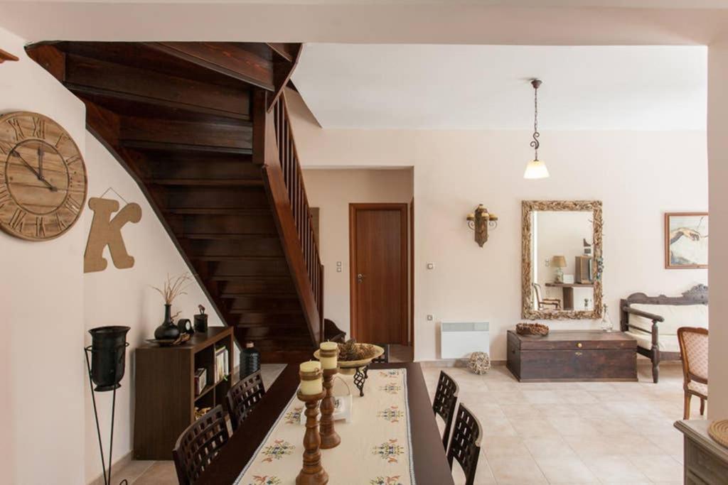 Nikolis Vacation House Vrisai Exterior photo